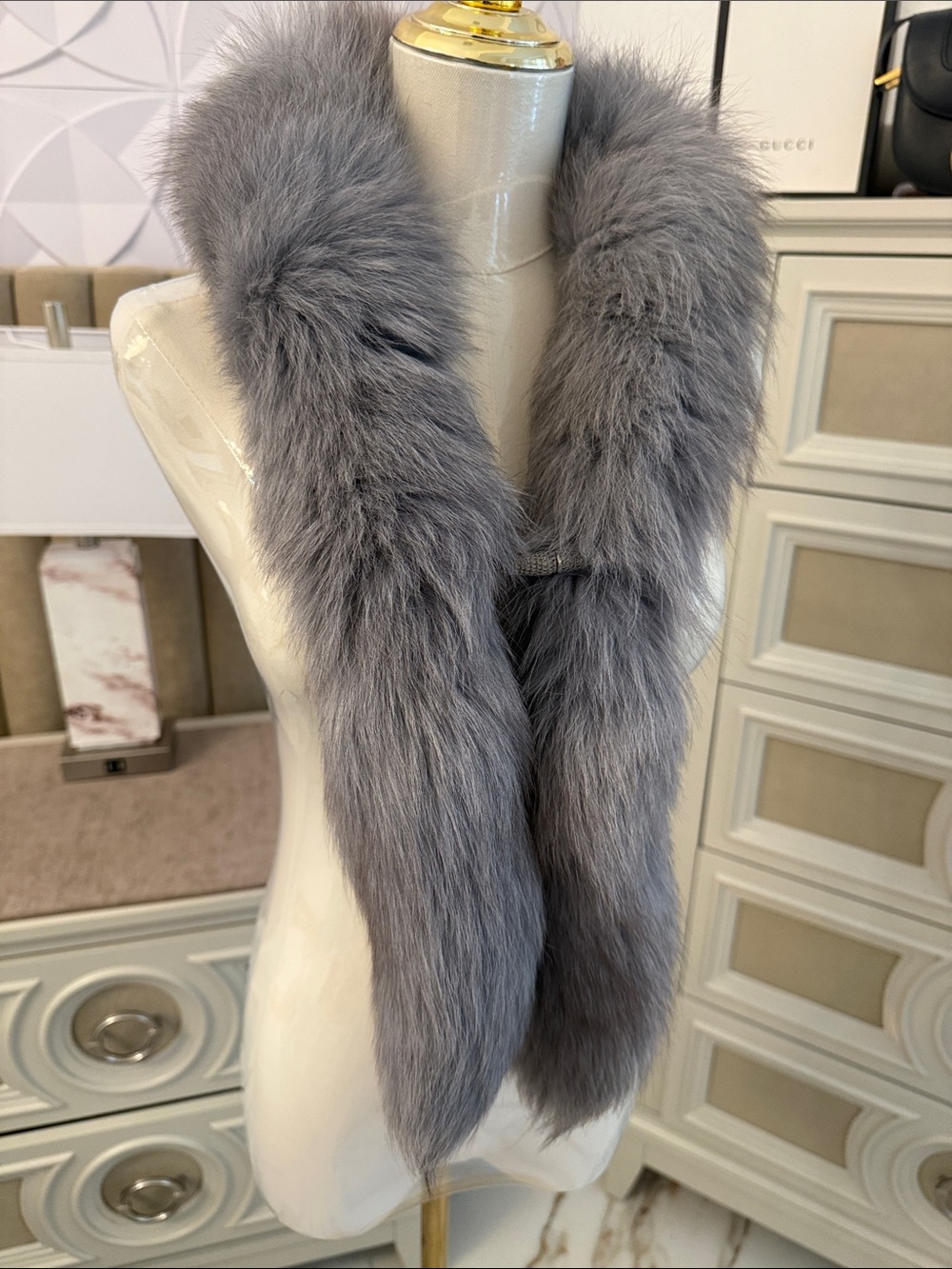 Luxury Grey Fur Collar Scarf - Elegant Wrap